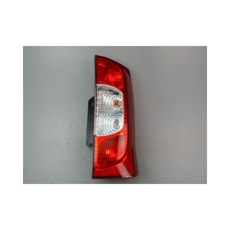 FEU ARRIERE DROIT FIAT FIORINO
