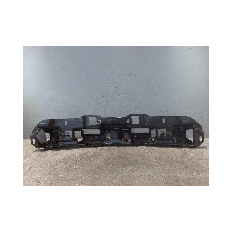 SUPPORT CENTRAL PARE-CHOC ARRIERE  CITROEN C3 2009-