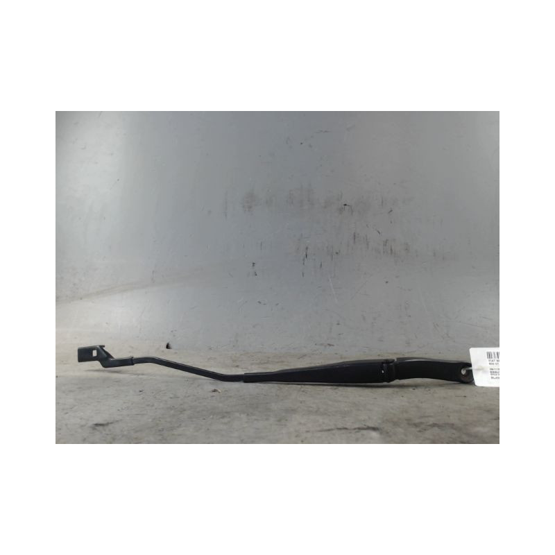 BRAS ESSUIE-GLACE AVANT GAUCHE FIAT 500 2007-