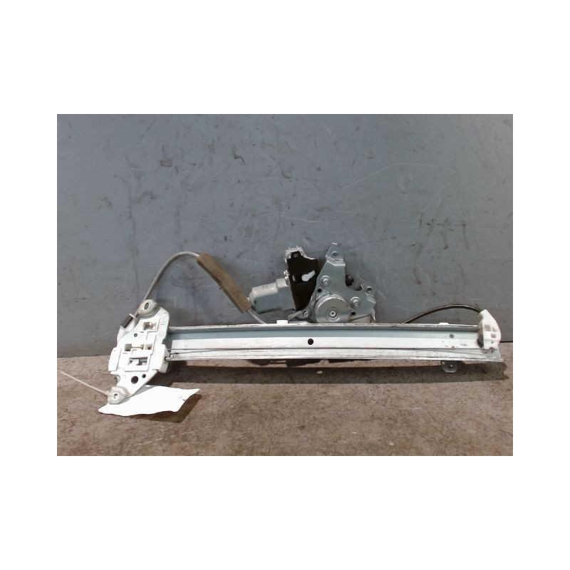 MECANISME+MOTEUR LEVE-GLACE AVANT DROIT NISSAN JUKE