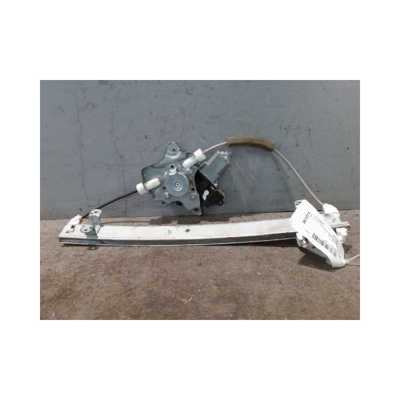 MECANISME+MOTEUR LEVE-GLACE AVANT DROIT NISSAN JUKE