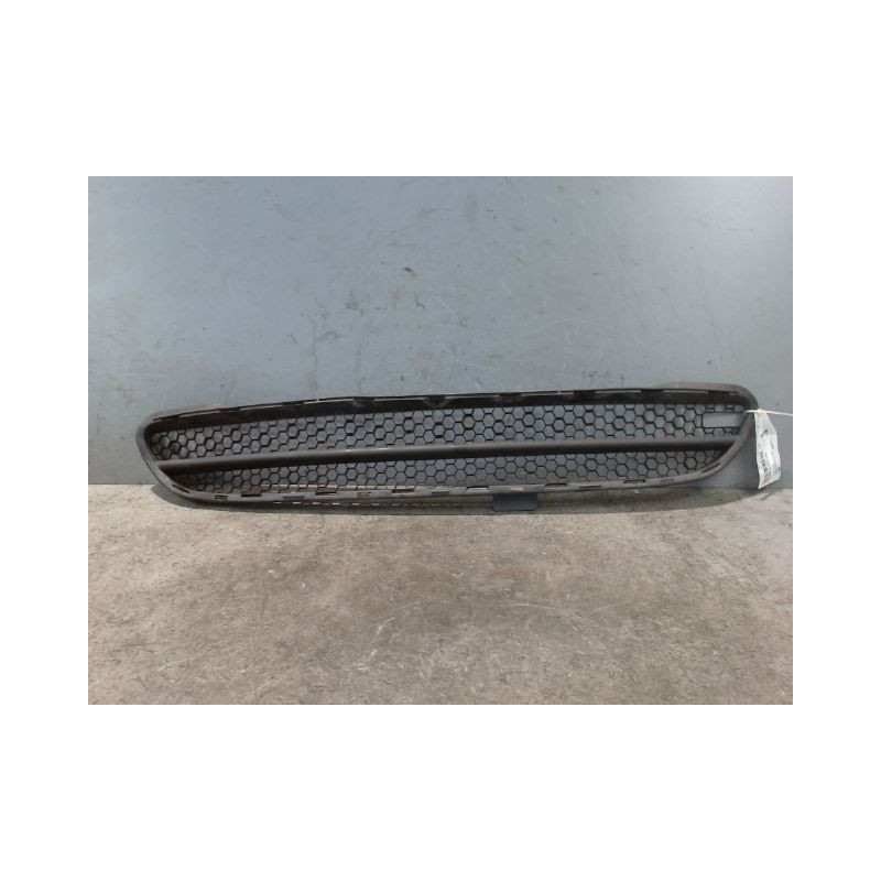 GRILLE PARE-CHOC AVANT PEUGEOT 106 96-2003