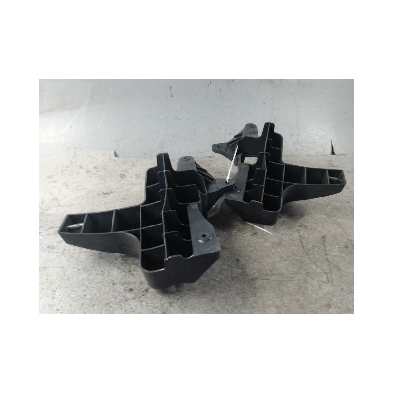 ABSORBEUR PARE-CHOC ARRIERE DACIA SANDERO 2008-