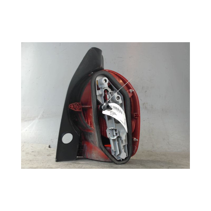 FEU ARRIERE GAUCHE  RENAULT MODUS