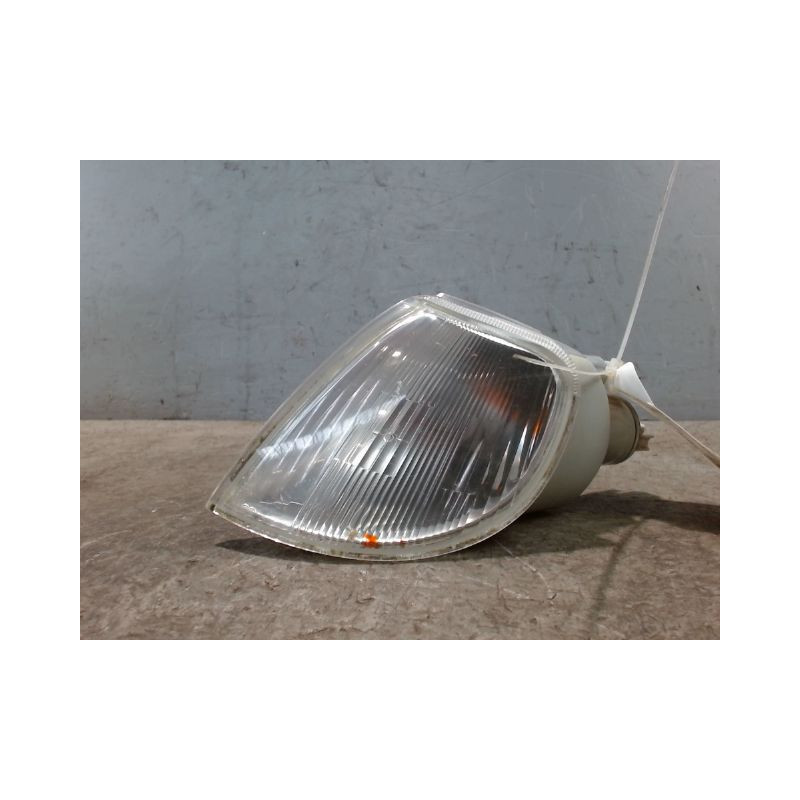 CLIGNOTANT GAUCHE CITROEN SAXO -99