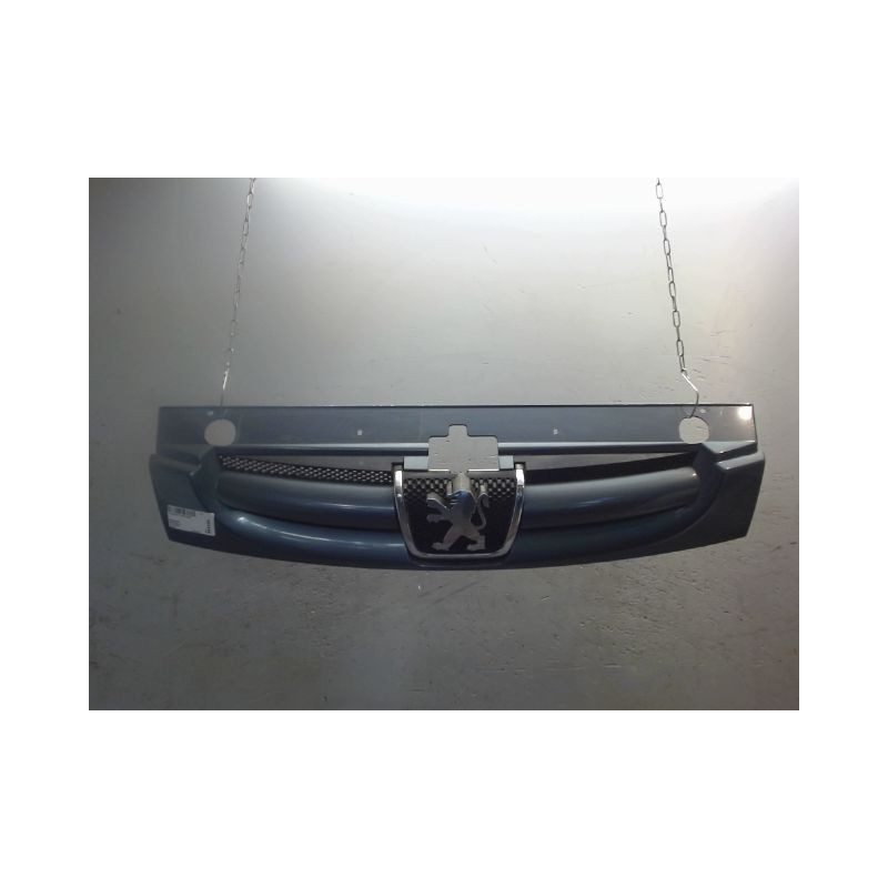CALANDRE PEUGEOT PARTNER
