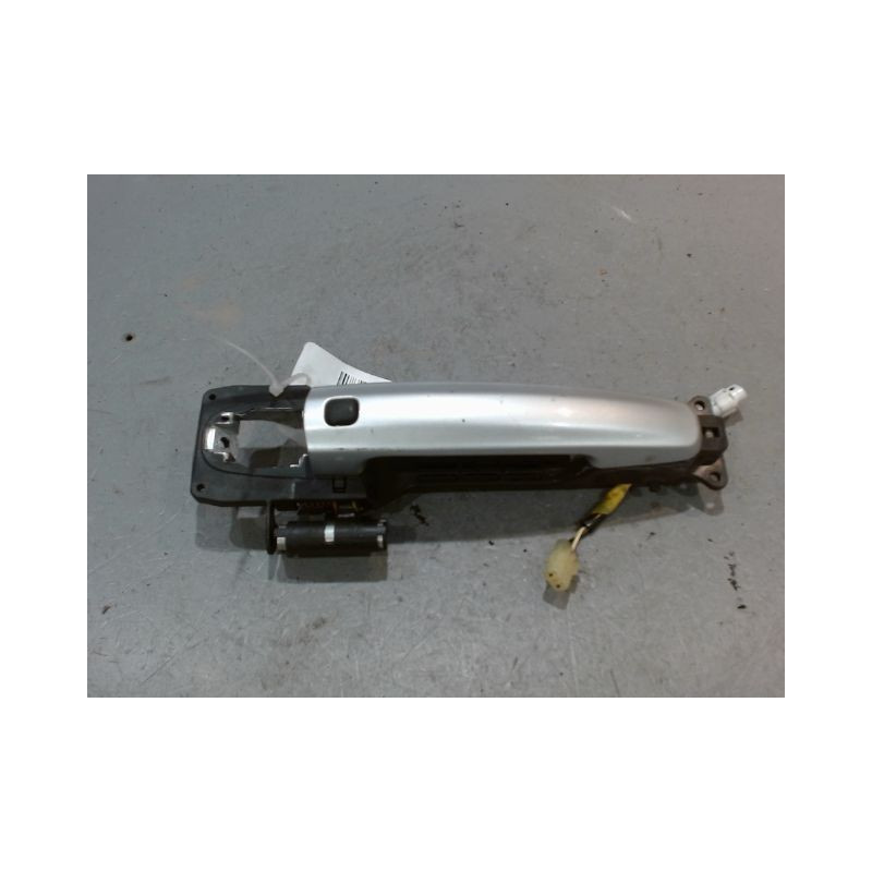 POIGNEE EXTERIEURE PORTE AVANT GAUCHE SUZUKI SWIFT