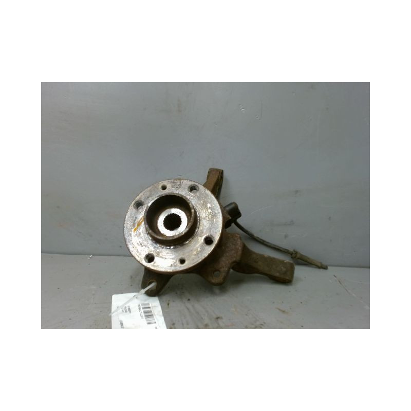 PIVOT AVANT DROIT RENAULT CLIO II