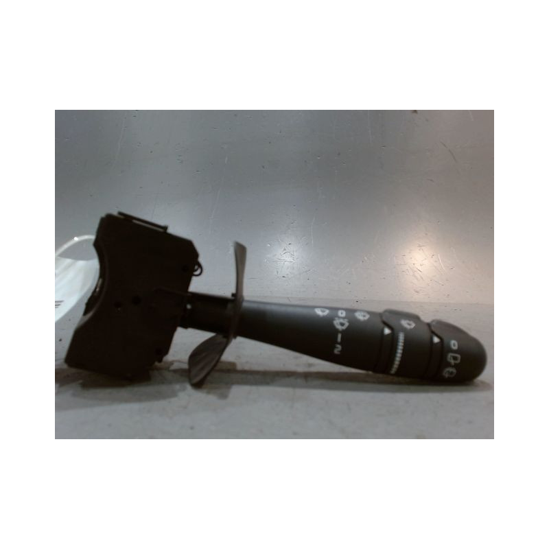 COMMANDE ESSUIE GLACE RENAULT CLIO II