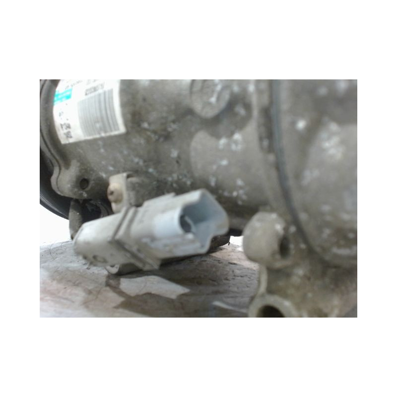 COMPRESSEUR AIR CONDITIONNE RENAULT CLIO III