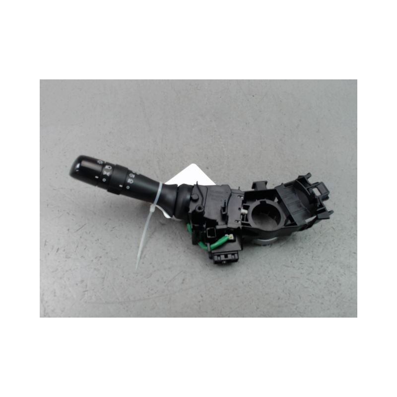 COMMANDE ECLAIRAGE PEUGEOT 108