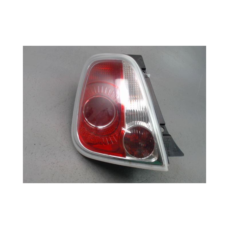 FEU ARRIERE GAUCHE  FIAT 500 II Phase 1 2007-...