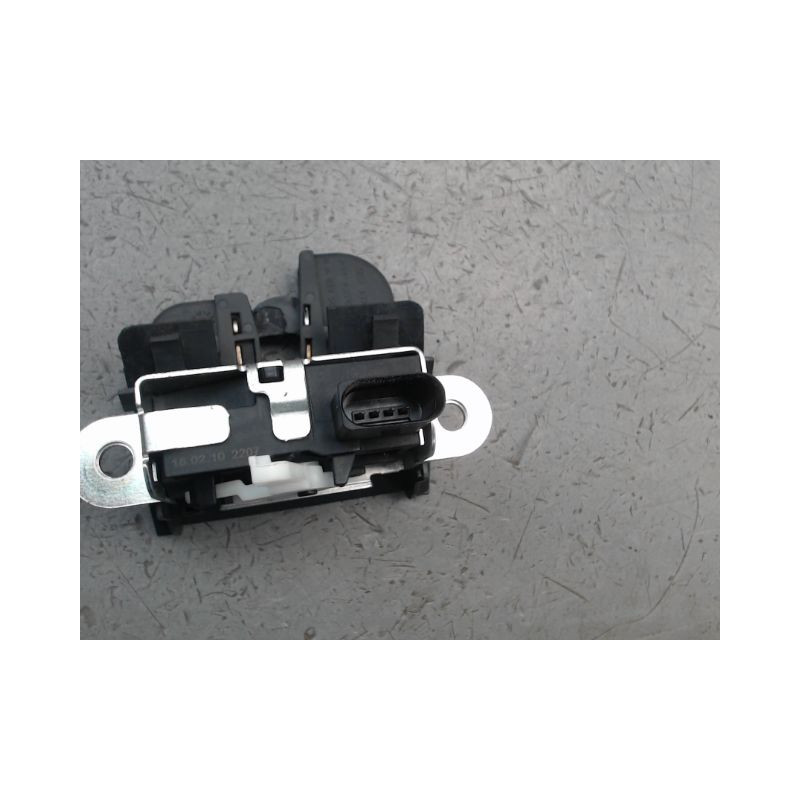SERRURE HAYON  SEAT IBIZA