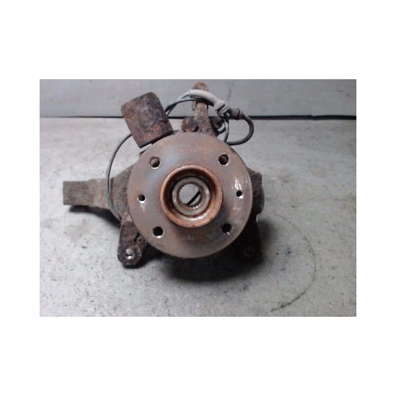 PIVOT AVANT DROIT RENAULT LAGUNA 98-2000