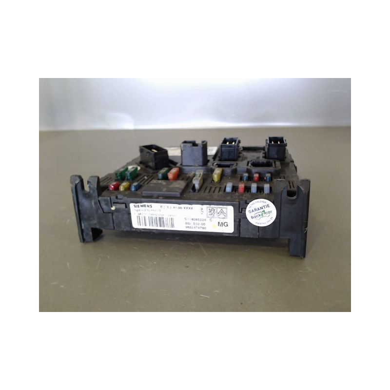 BOITIER GESTION HABITACLE PEUGEOT 206