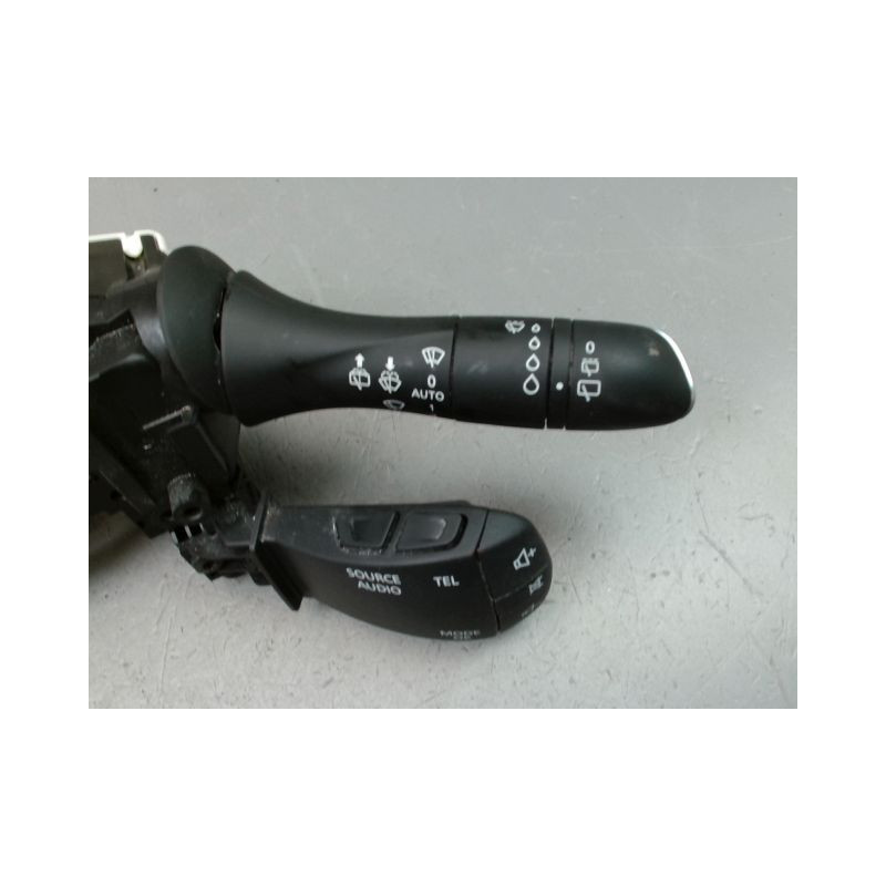 BLOC COMMODOS RENAULT MEGANE IV PHASE 1 2015-