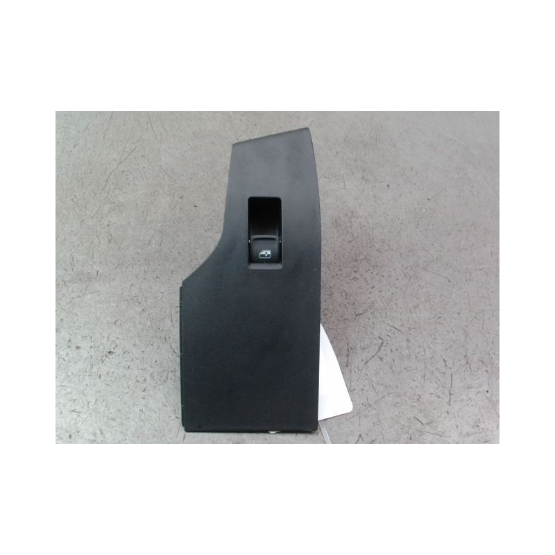 COMMANDE LEVE-GLACE PORTE AVD SEAT IBIZA 2008-
