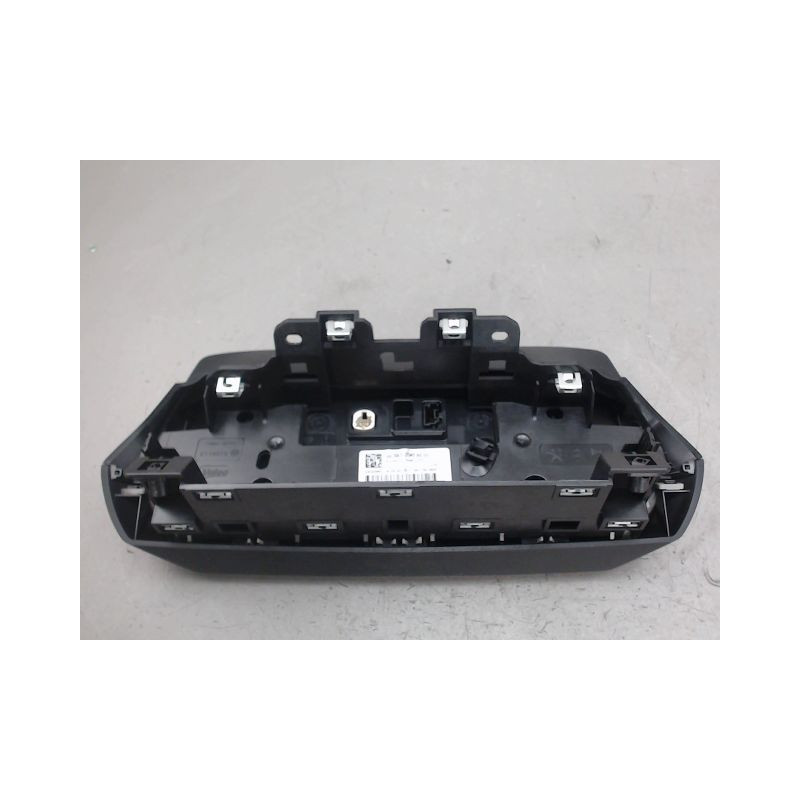ECRAN GPS PEUGEOT 2008