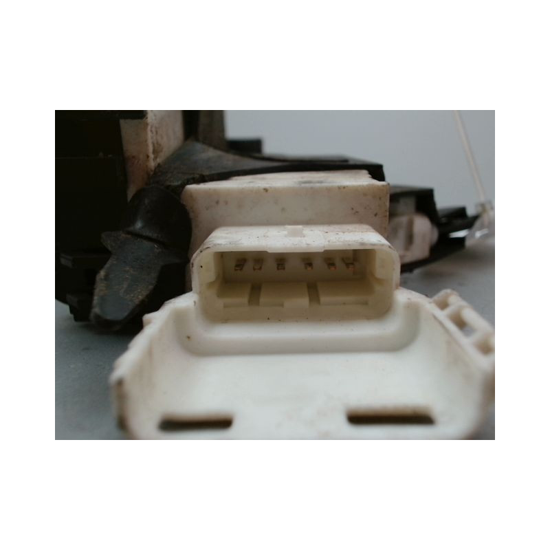 SYSTEME CONDAMNATION AVANT DROIT PEUGEOT 407 BERL. Phase 1 2004-2008