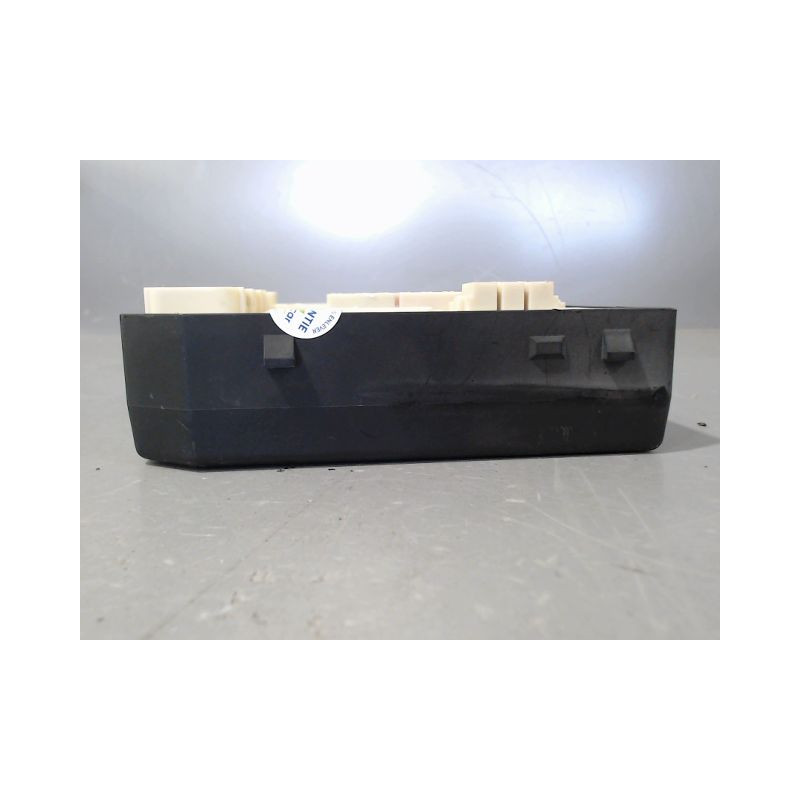 BOITE A FUSIBLES RENAULT LAGUNA