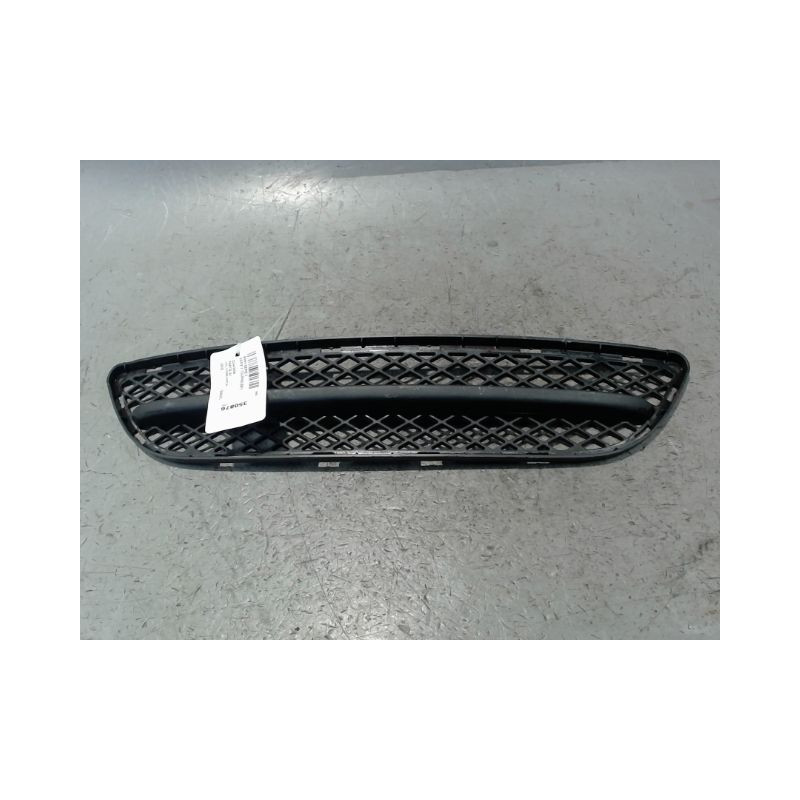GRILLE PARE-CHOC AVANT B.M.W. SERIE 3