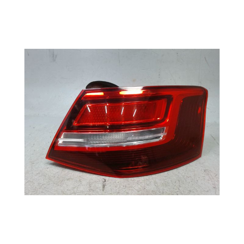 FEU ARRIERE DROIT AUDI A3