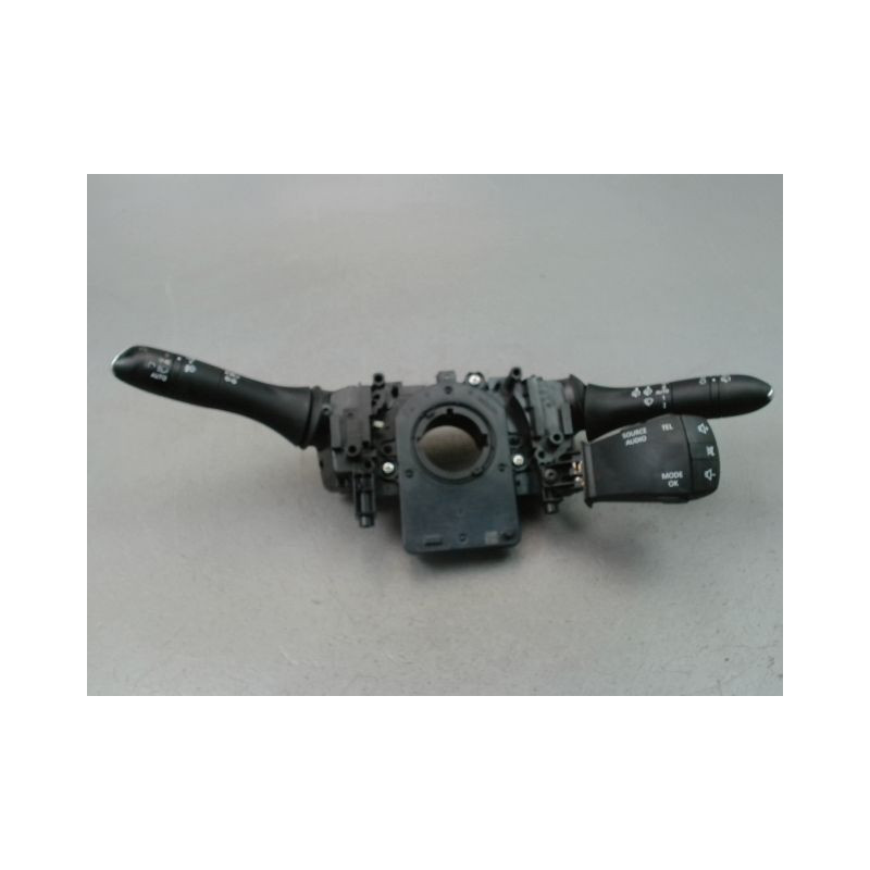 BLOC COMMODOS RENAULT SCENIC