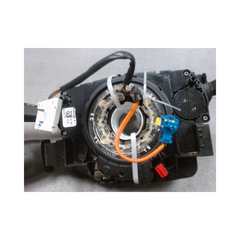 BLOC COMMODOS PEUGEOT 208