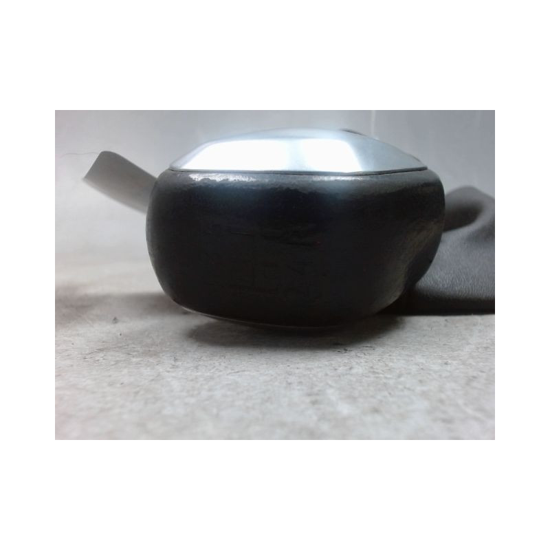 POMMEAU LEVIER VITESSES PEUGEOT 208 1.6 BlueHDi 100