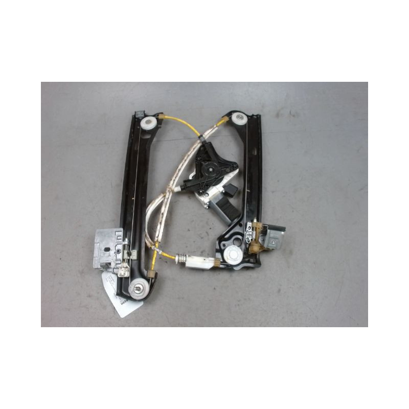 MECANISME+MOTEUR LEVE-GLACE ARRIERE GAUCHE MERCEDES CLA