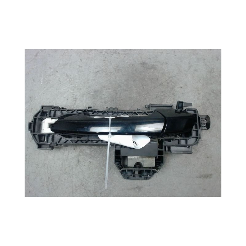 POIGNEE EXTERIEURE PORTE ARRIERE GAUCHE MERCEDES CLA