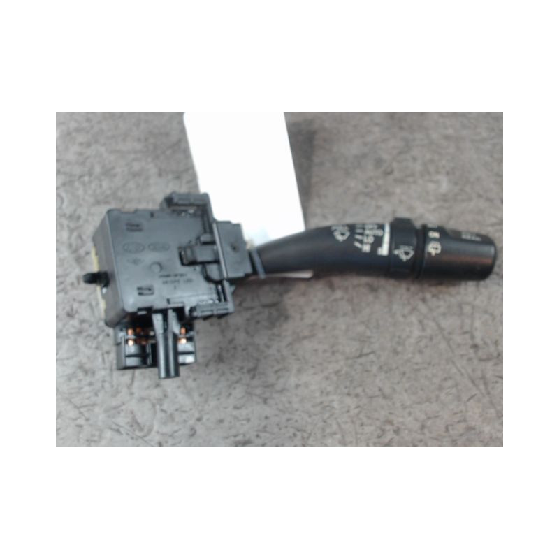 COMMANDE ESSUIE GLACE KIA CARNIVAL
