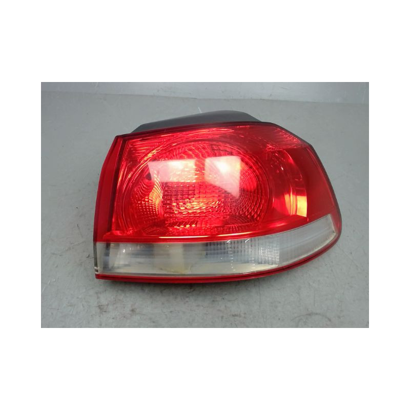 FEU ARRIERE DROIT VOLKSWAGEN GOLF VI 2008-