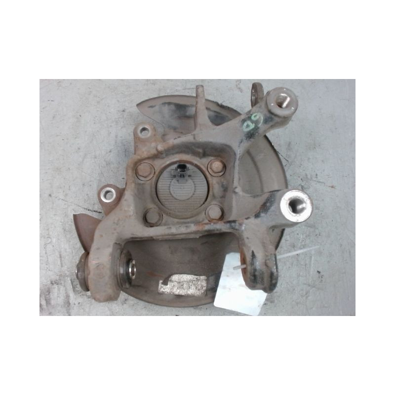 PIVOT ARRIERE GAUCHE TOYOTA AURIS