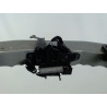 TRAVERSE SUPERIEURE ARMATURE AVANT TOYOTA AURIS
