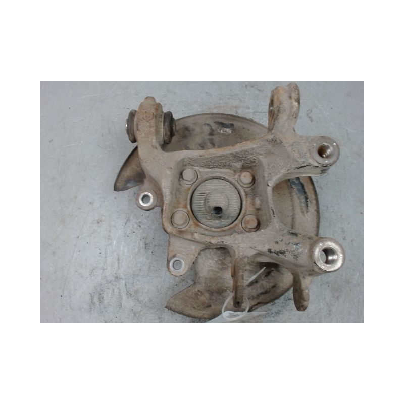 PIVOT ARRIERE DROIT TOYOTA AURIS