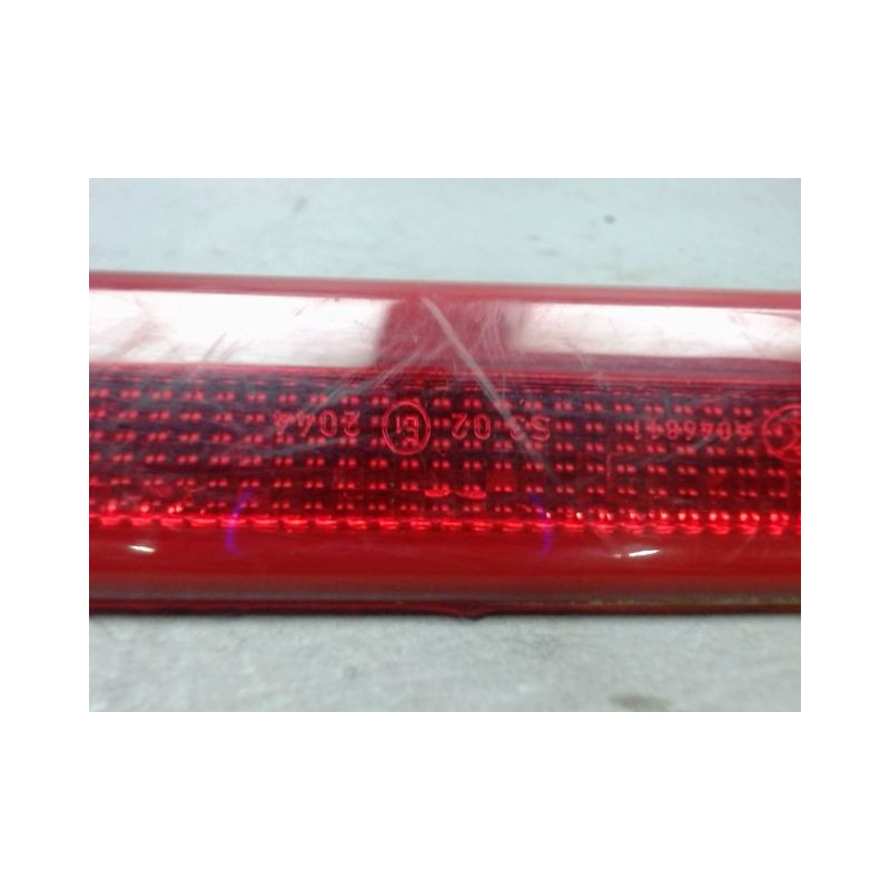 FEUX STOP SUPPLEMENTAIRE MERCEDES SPRINTER TOLE LONG SUREL. 2006-