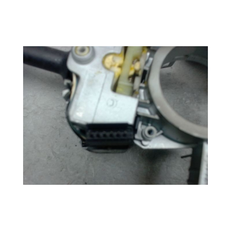 COMMANDE CLIGNOTANT MERCEDES SPRINTER TOLE LONG SUREL. 2006-