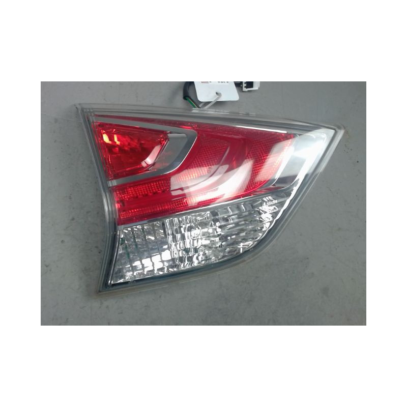 FEU ARRIERE INTERIEUR GAUCHE NISSAN X-TRAIL
