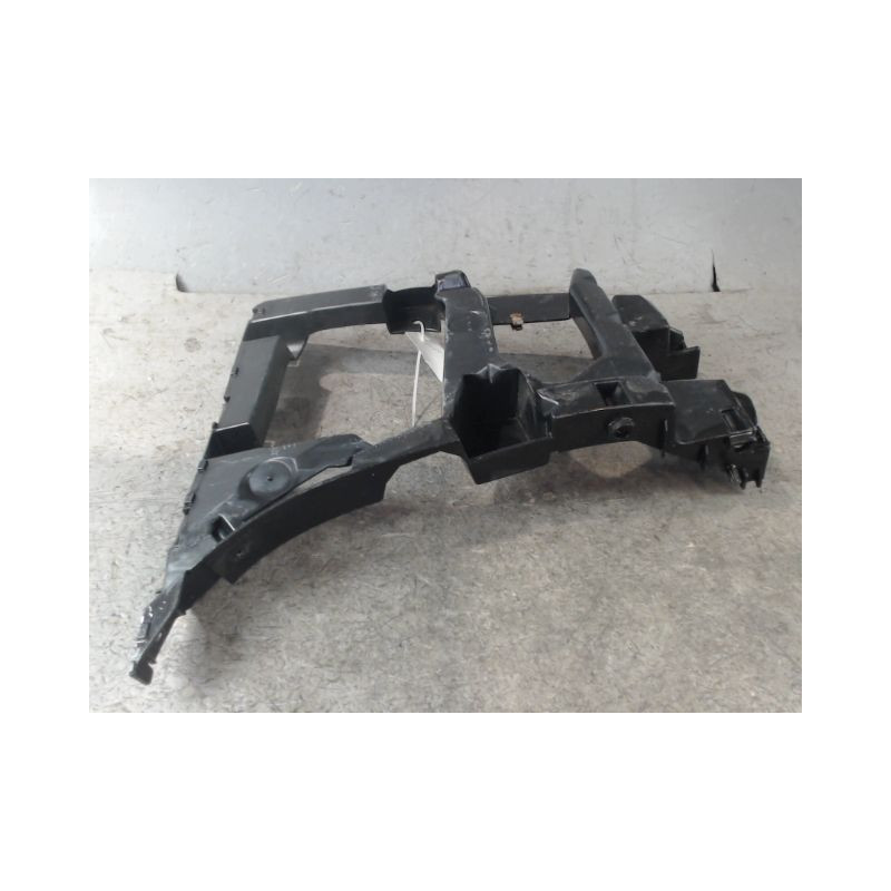 SUPPORT PARE-CHOC ARG CITROEN C5 2008-