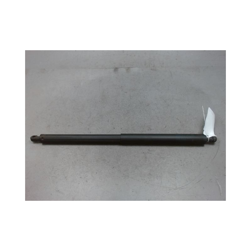 VERIN HAYON D B.M.W. SERIE 2