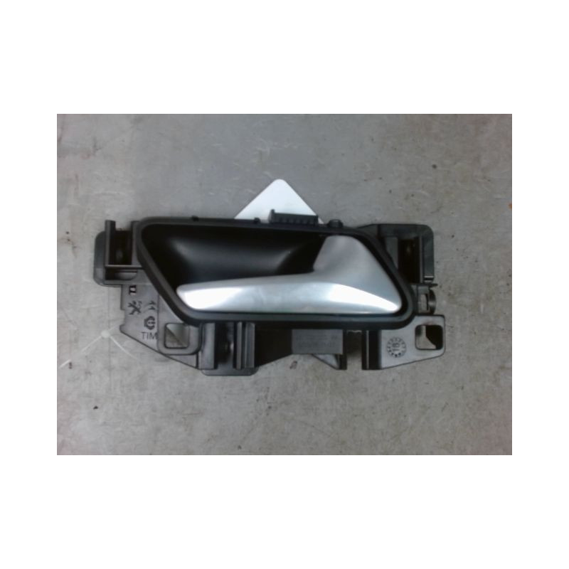 POIGNEE INTERIEURE PORTE AVANT DROIT PEUGEOT 308