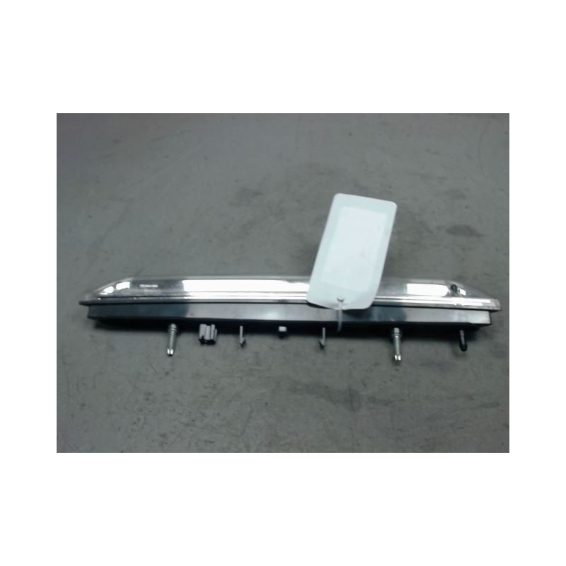 FEUX STOP SUPPLEMENTAIRE PEUGEOT 308