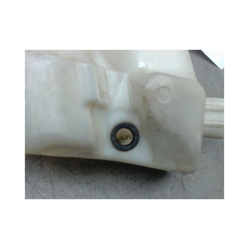 RESERVOIR LAVE-GLACE AVANT CITROEN C4 2010-
