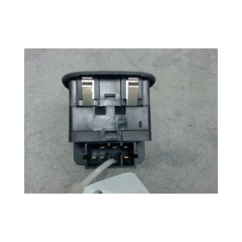 COMMANDE LEVE-GLACE PORTE AVG PEUGEOT 206