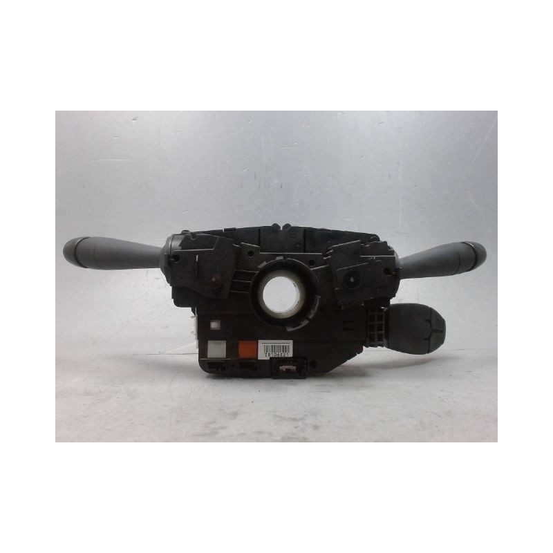 BLOC COMMODOS PEUGEOT 2008
