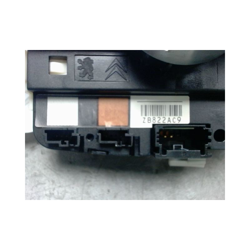 BLOC COMMODOS PEUGEOT 208