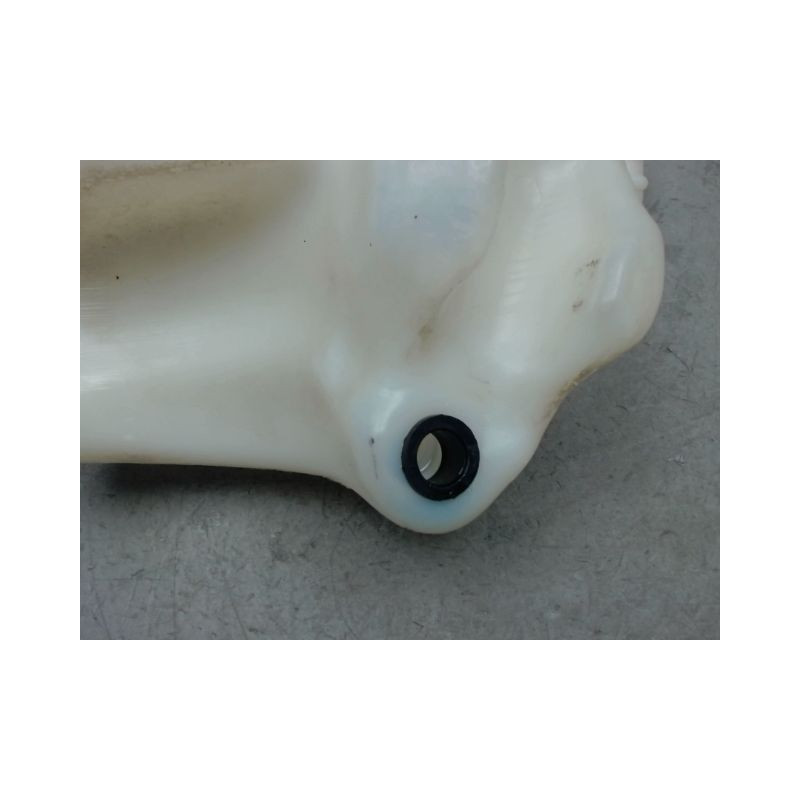 RESERVOIR LAVE-GLACE AVANT CITROEN BERLINGO