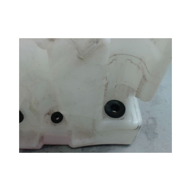RESERVOIR LAVE-GLACE AVANT VOLKSWAGEN POLO 2009-
