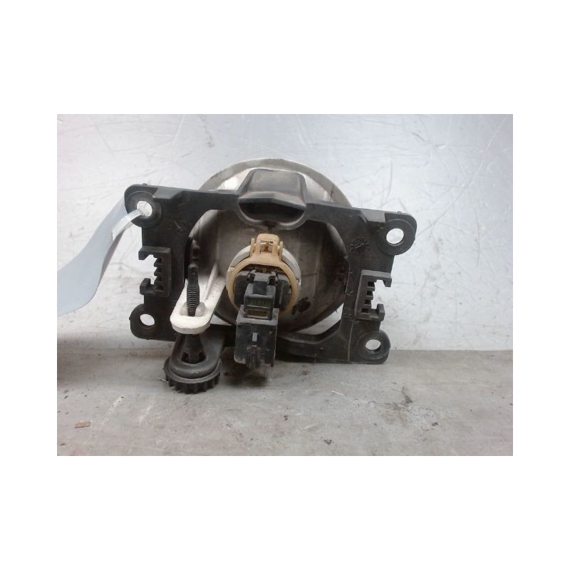 PHARE ANTIBROUILLARD AVANT DROIT CITROEN C3